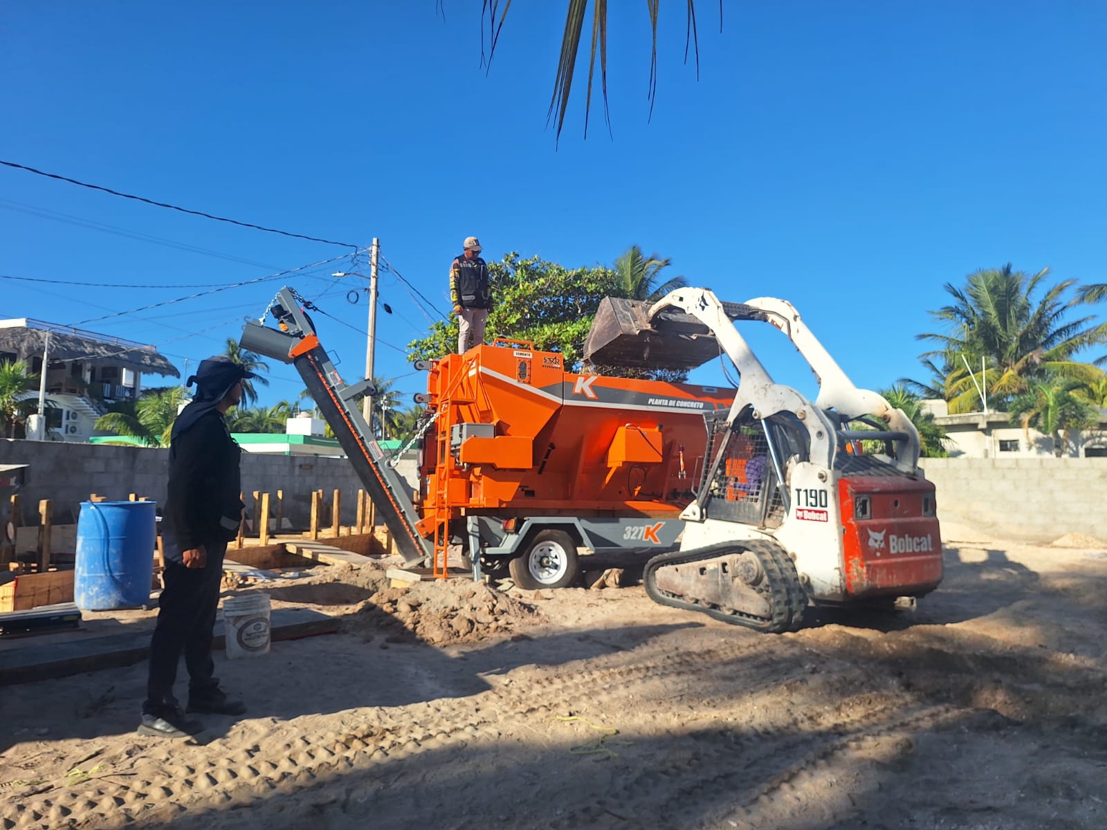 Planta STARMIX operando en obra